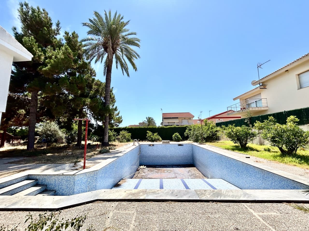 Villa - Chalet de 4 dormitorios en Santiago de la Ribera - 6