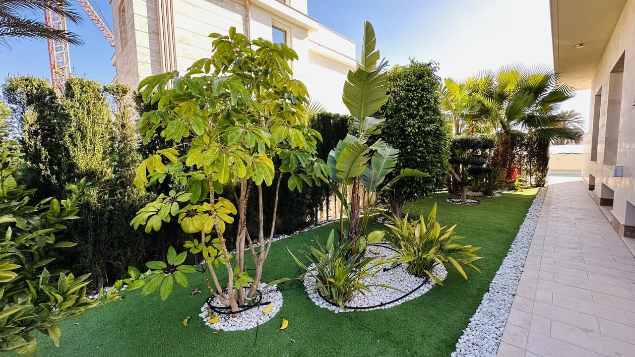 Vrijstaande Villa met 5 slaapkamers in La Zenia - 35