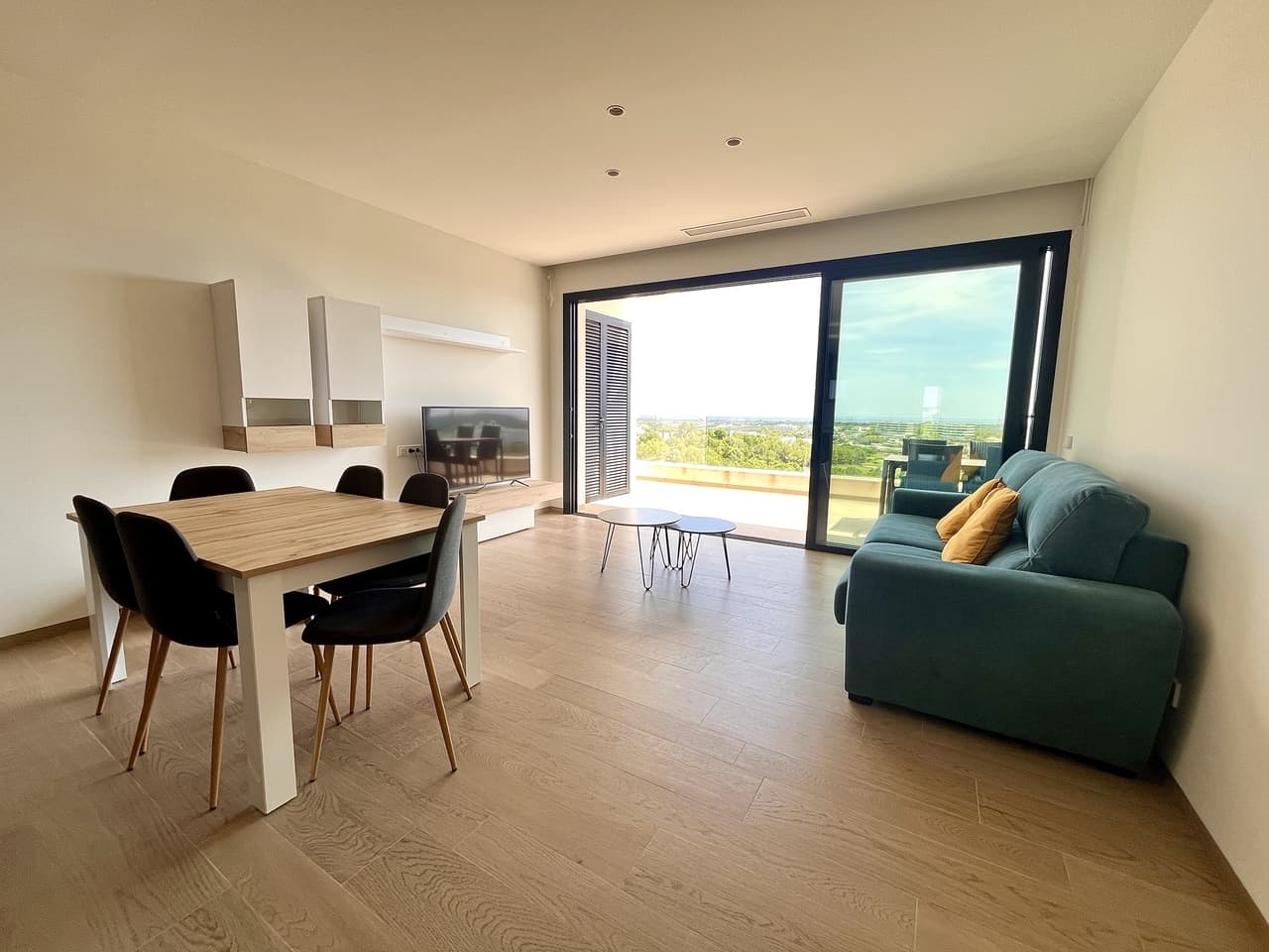 Apartamento Planta Media de 2 dormitorios en Las Colinas Golf - 6