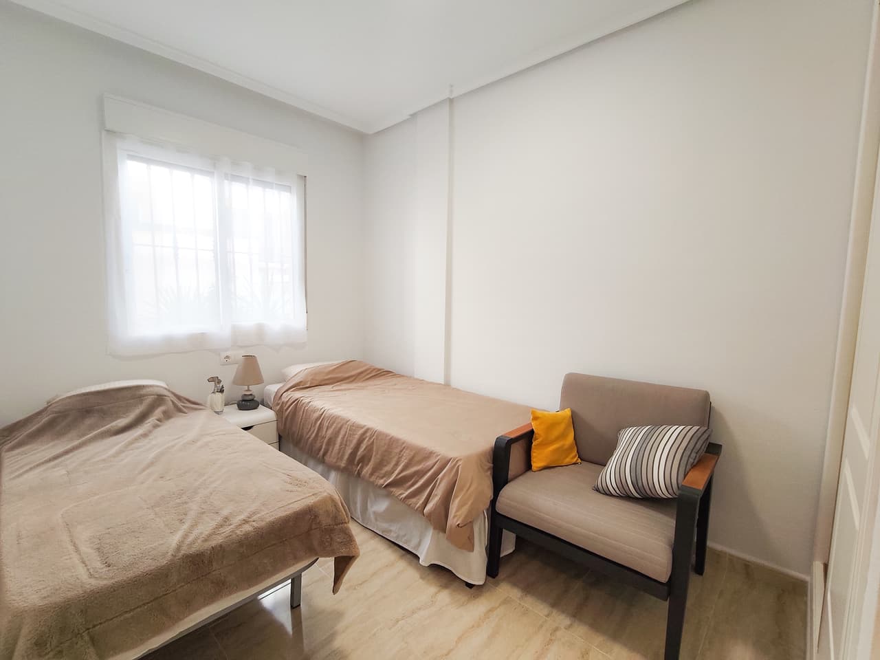 Tussenverdieping Appartement met 2 slaapkamers in Villamartin - 21