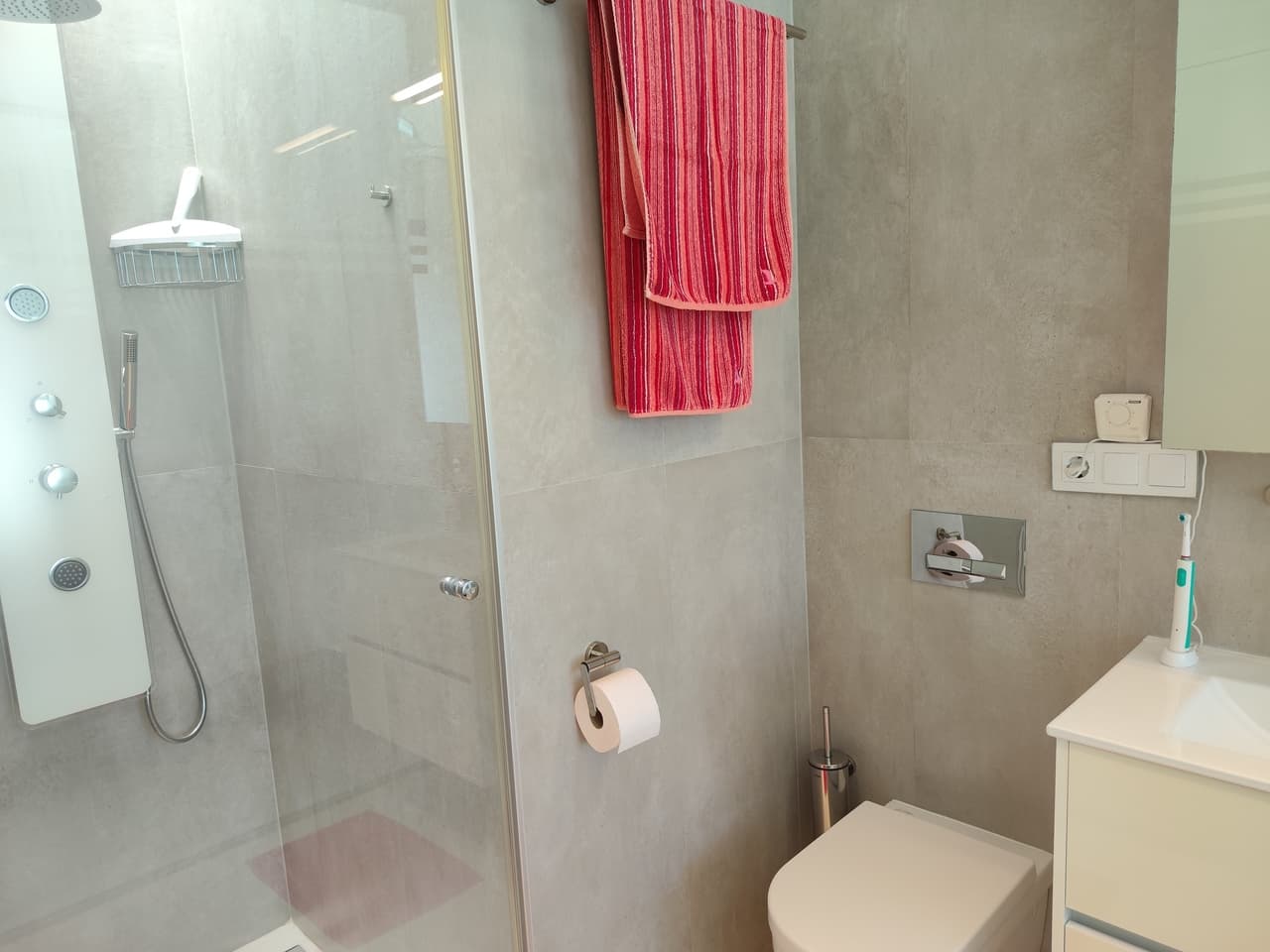 Villa - Chalet de 3 dormitorios en San Miguel de Salinas - 24