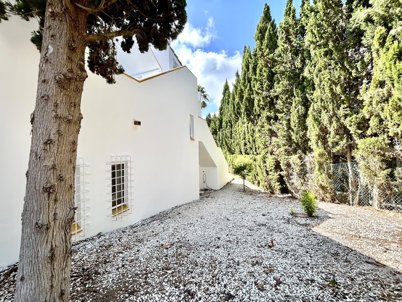 3 bed Detached Villa in Villamartin - 41