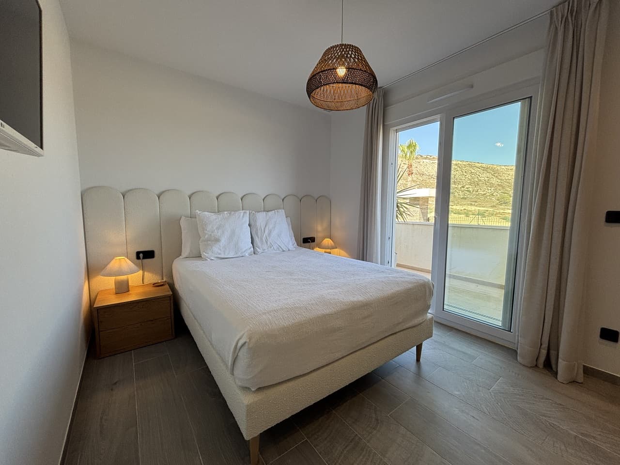 3 bed Middle Floor Apartment in La Finca Golf - 13