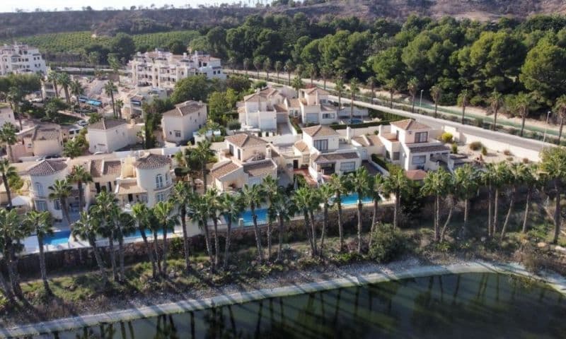 Villa - Chalet de 3 dormitorios en Orihuela Costa - 13