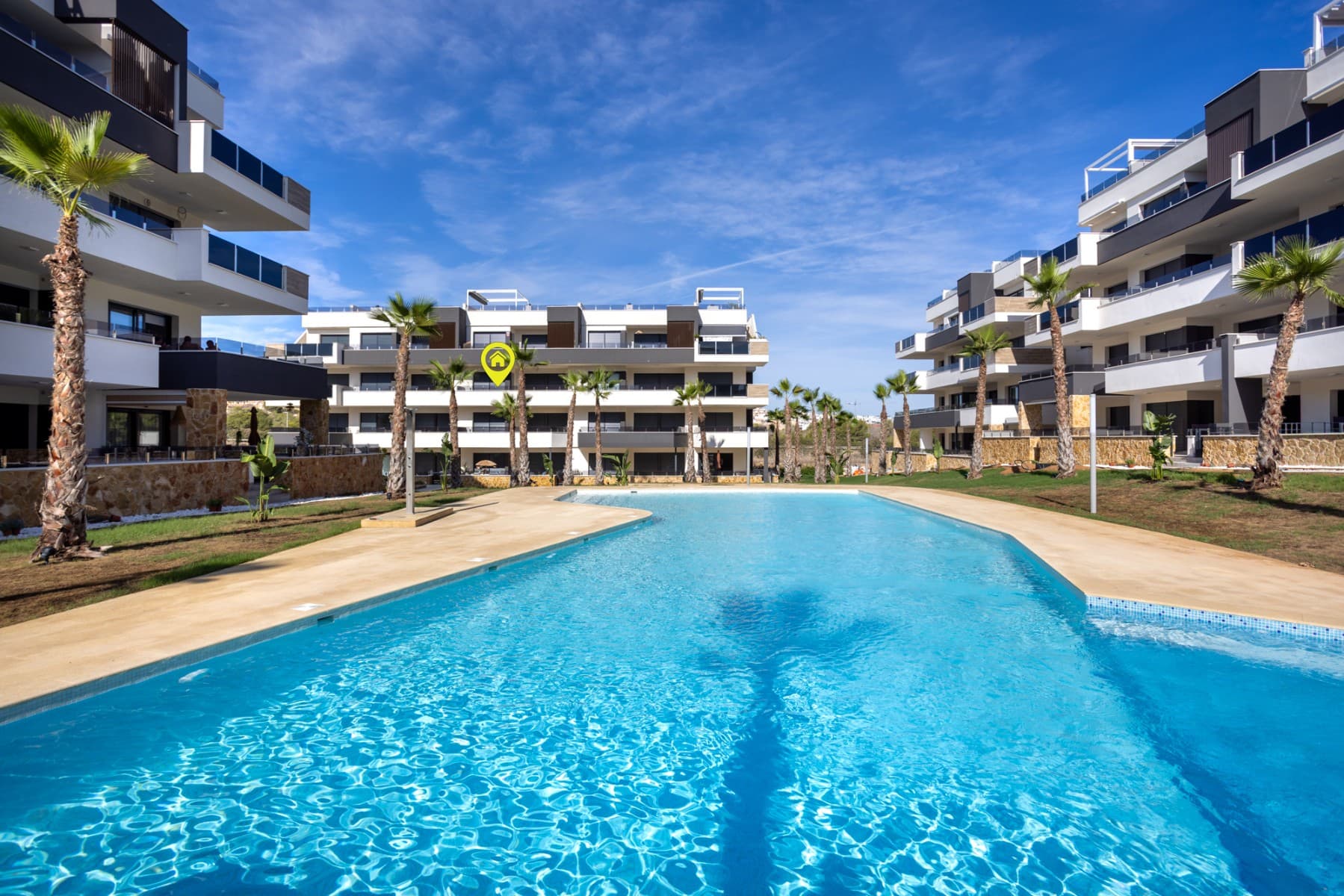 2 bed Middle Floor Apartment in Orihuela Costa - 48