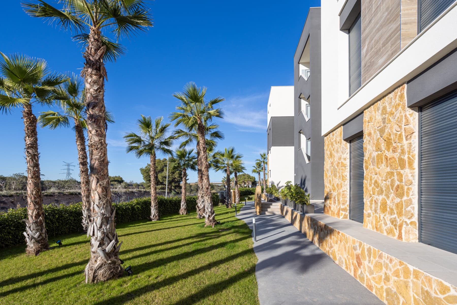 2 bed Middle Floor Apartment in Orihuela Costa - 31