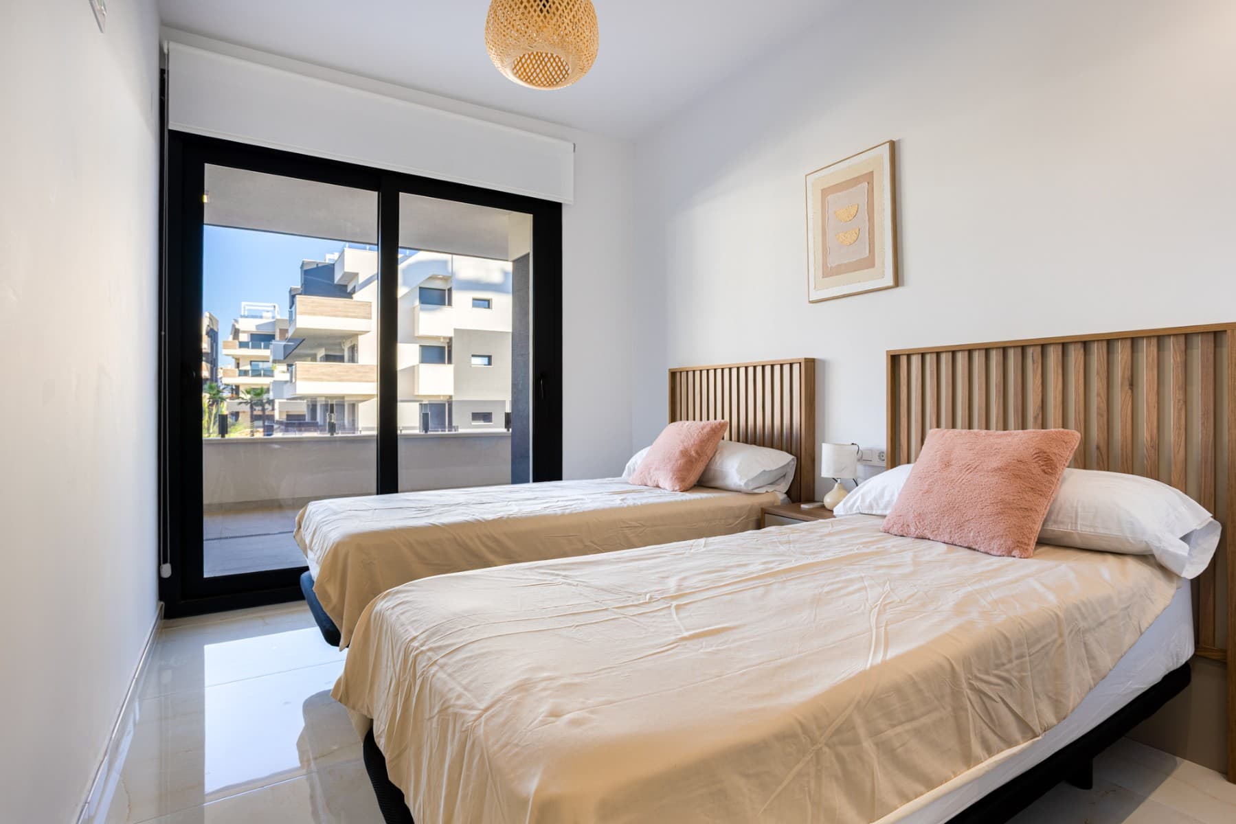 2 bed Middle Floor Apartment in Orihuela Costa - 20