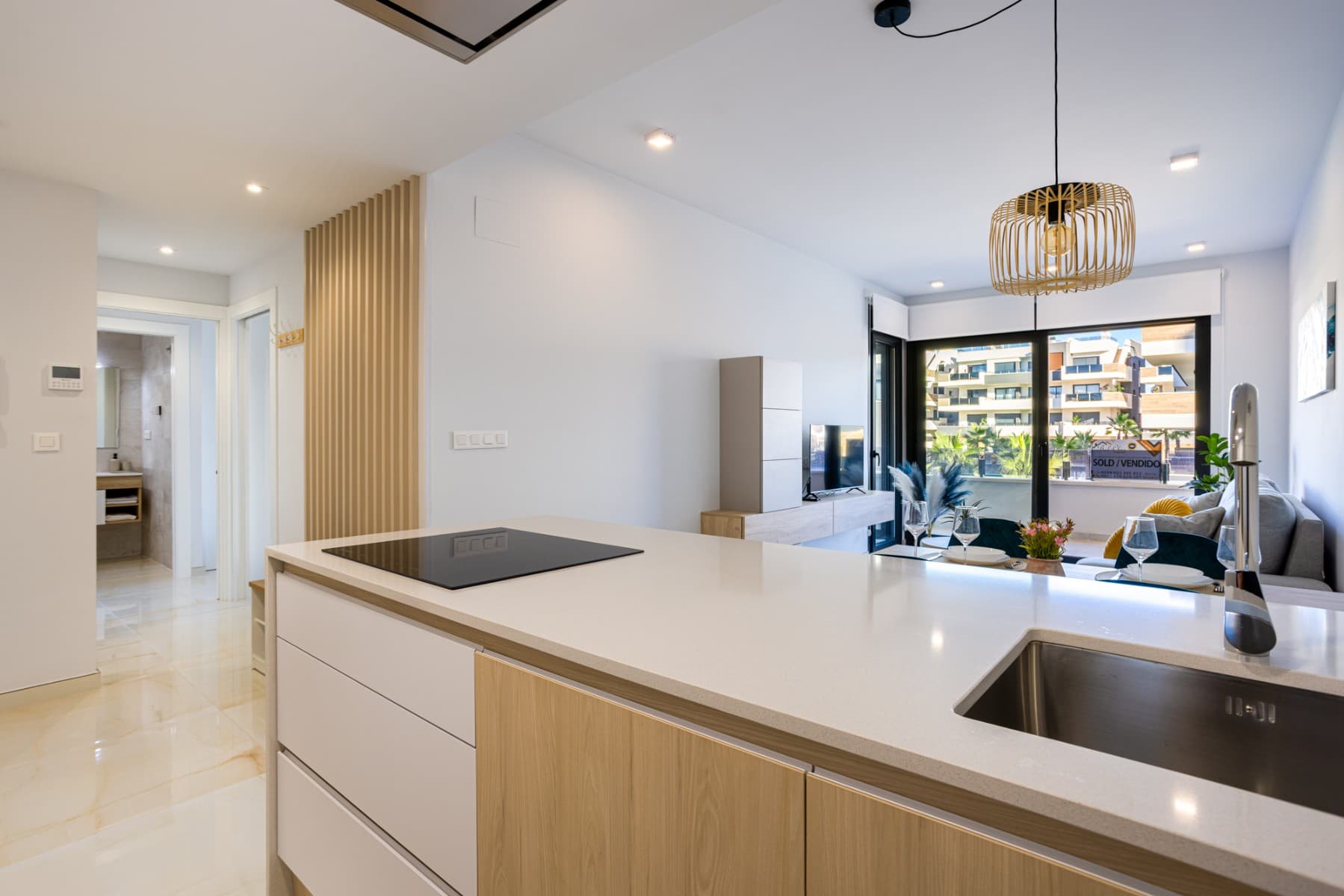 2 bed Middle Floor Apartment in Orihuela Costa - 8