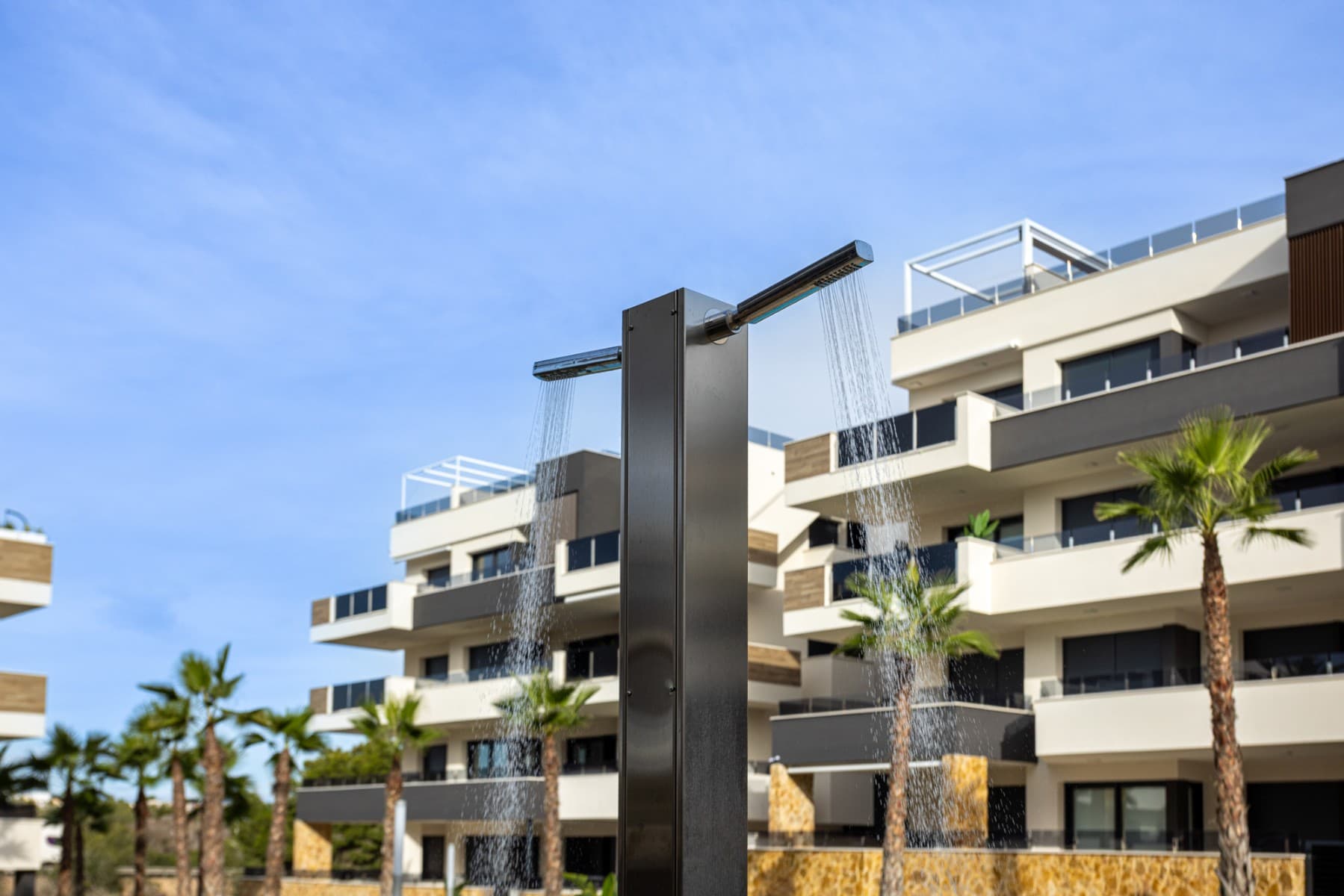 2 bed Middle Floor Apartment in Orihuela Costa - 42