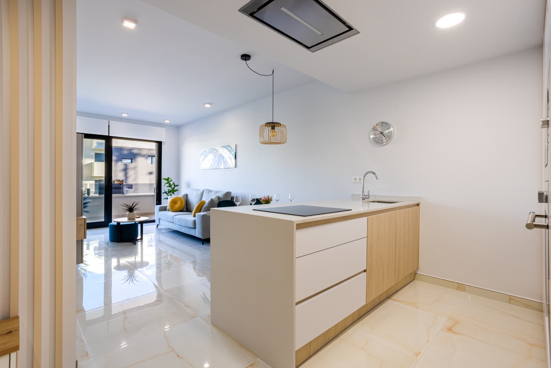 2 bed Middle Floor Apartment in Orihuela Costa - 6