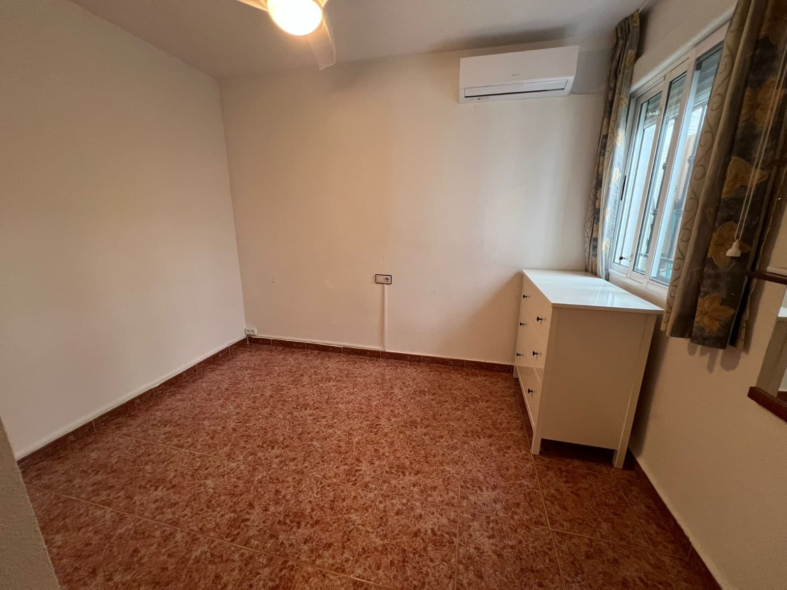 Apartamento Planta Media de 2 dormitorios en Orihuela - 17