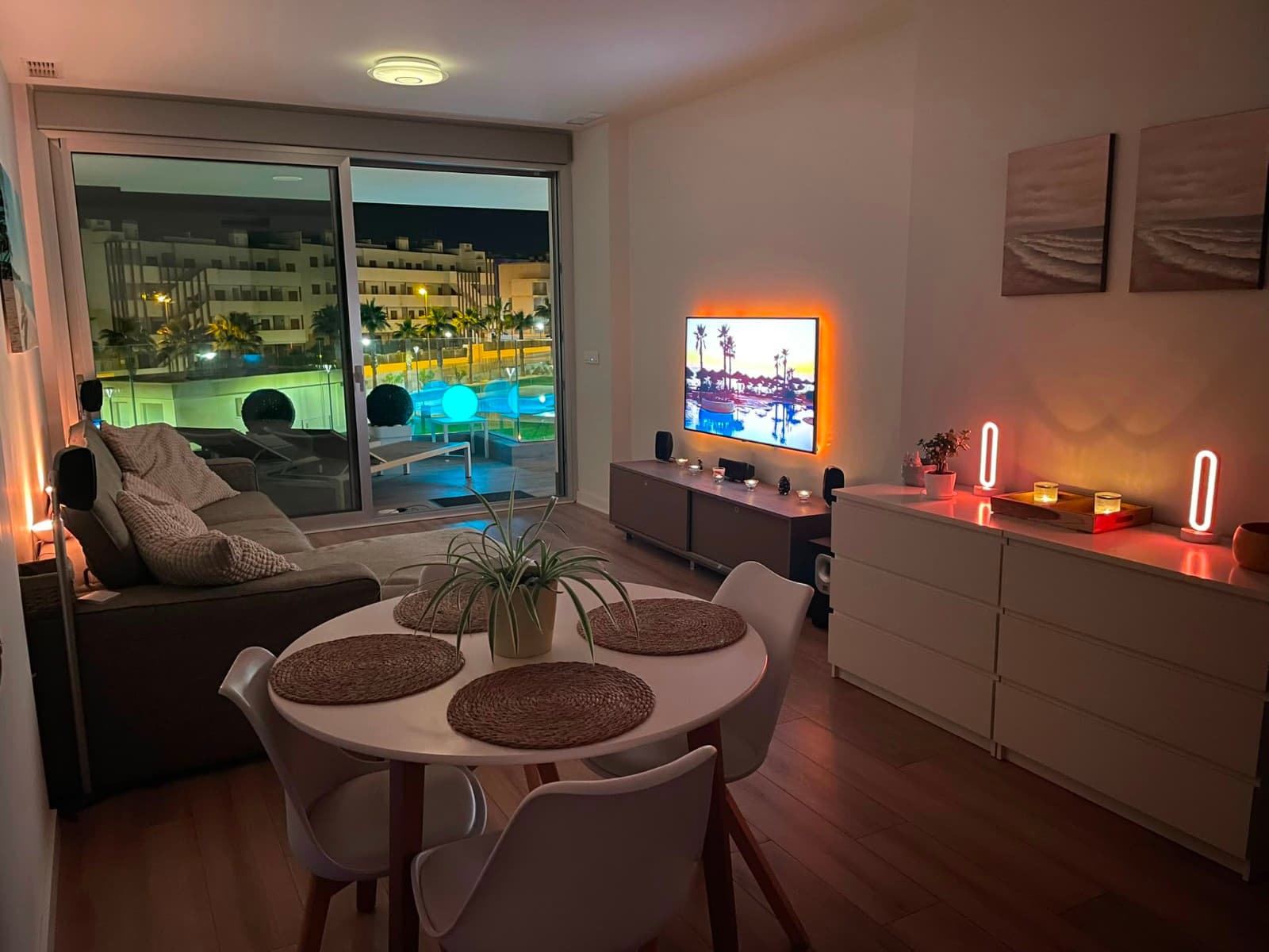 2 bed Middle Floor Apartment in Orihuela Costa - 6