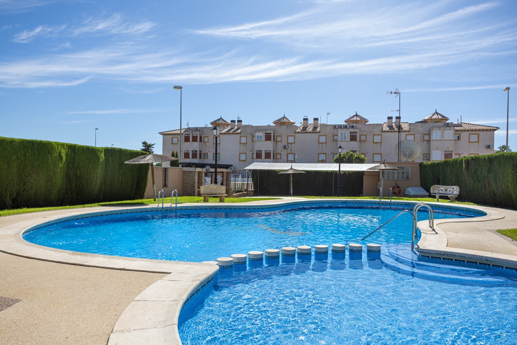 Geschakelde Woning met 2 slaapkamers in Cabo Roig - 37