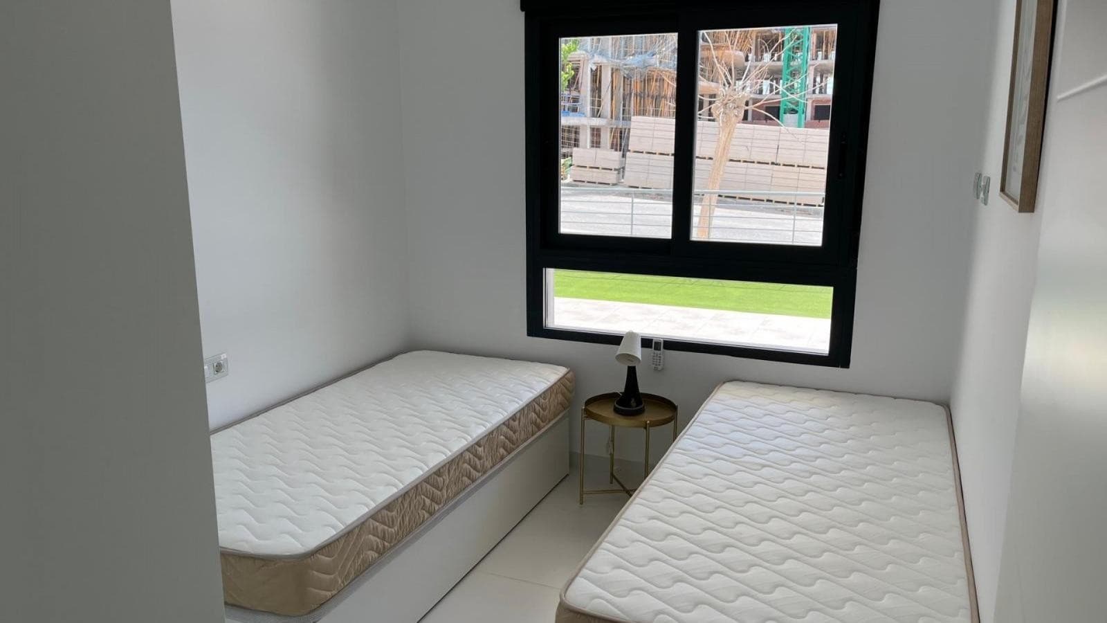 Apartamento Planta Media de 2 dormitorios en San Miguel de Salinas - 11