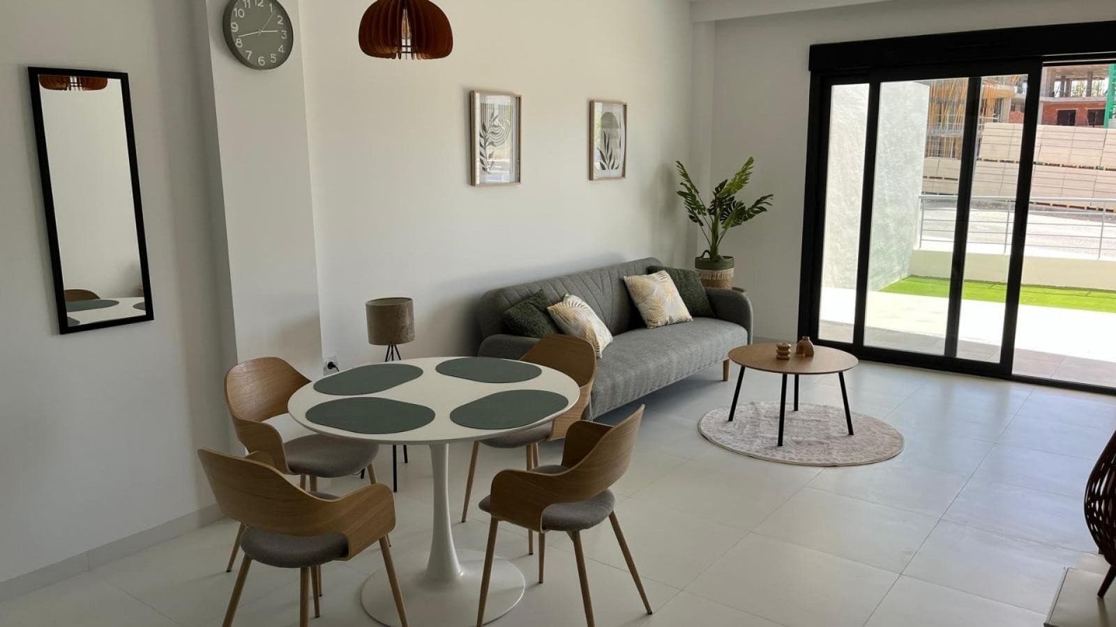 Apartamento Planta Media de 2 dormitorios en San Miguel de Salinas - 6