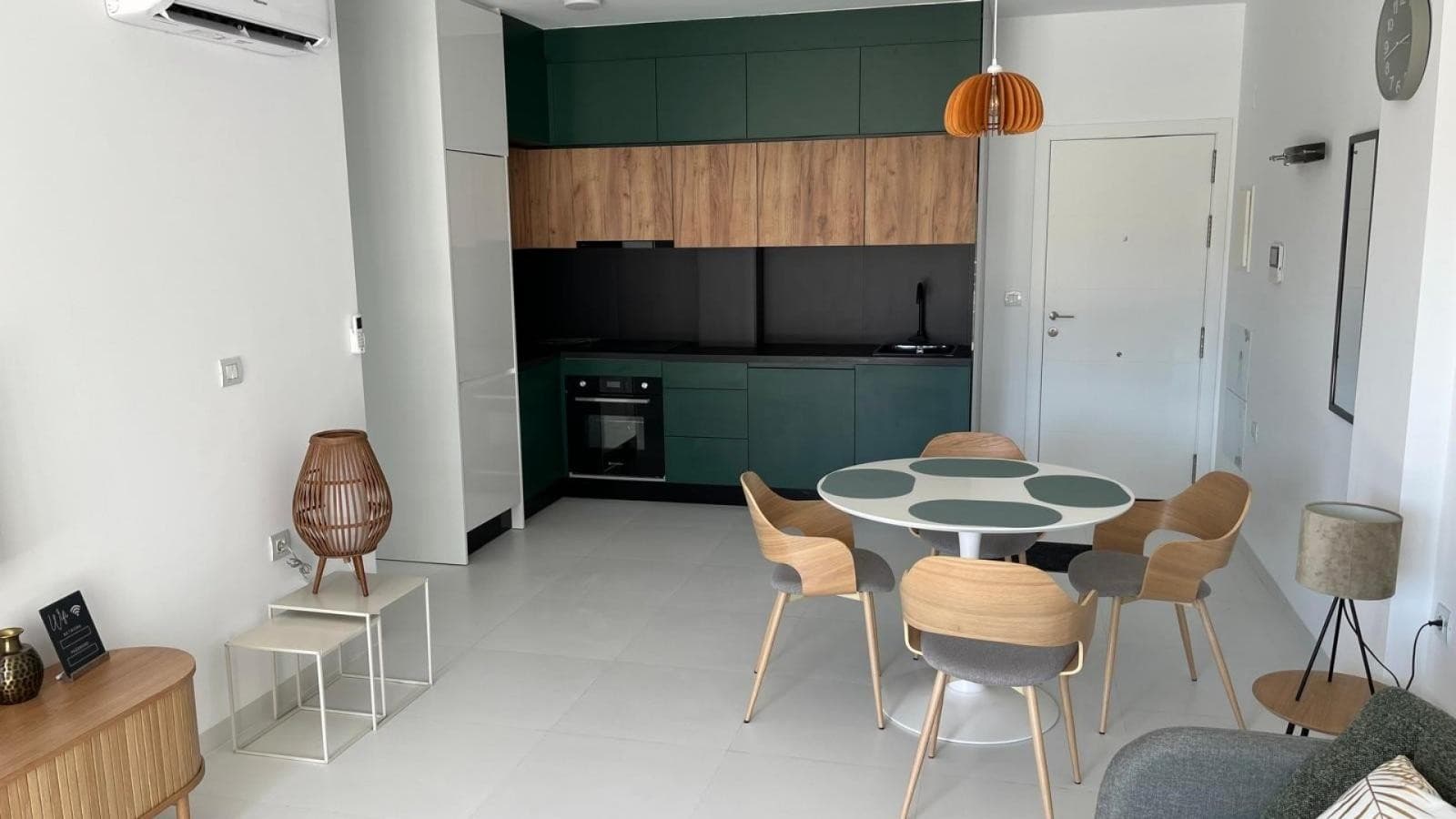 Apartamento Planta Media de 2 dormitorios en San Miguel de Salinas - 7