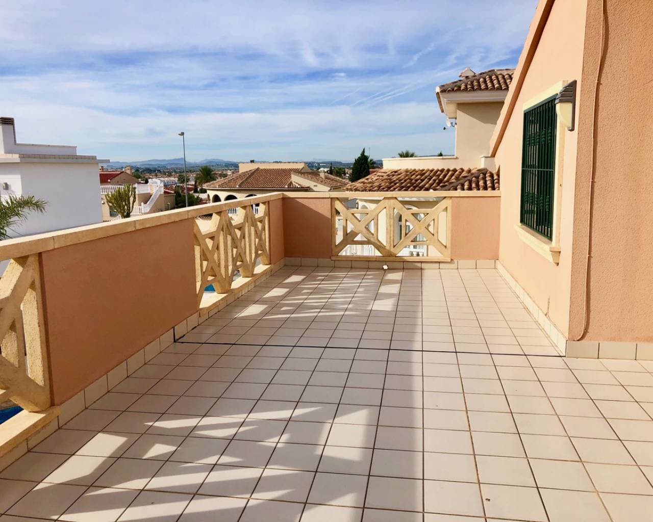 Villa - Chalet de 4 dormitorios en Ciudad Quesada - 11
