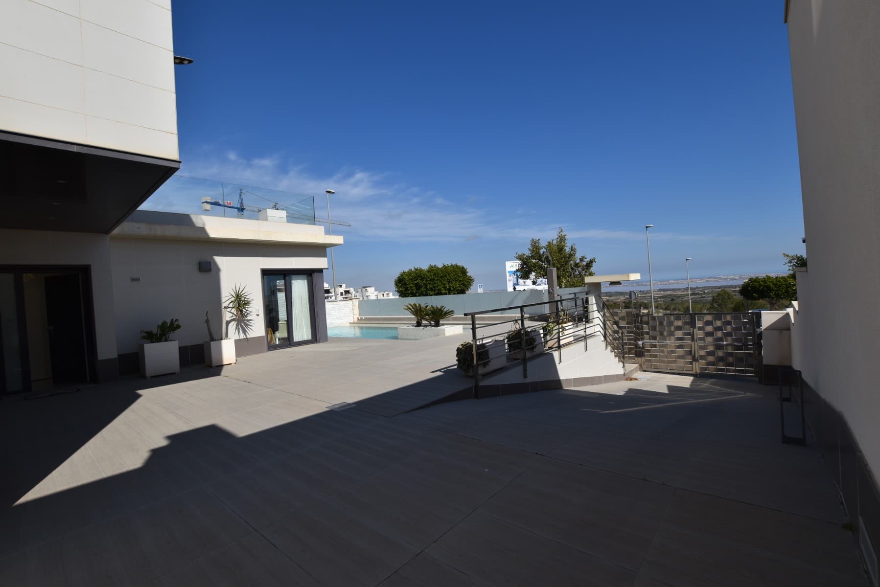 Vrijstaande Villa met 5 slaapkamers in San Miguel de Salinas - 16