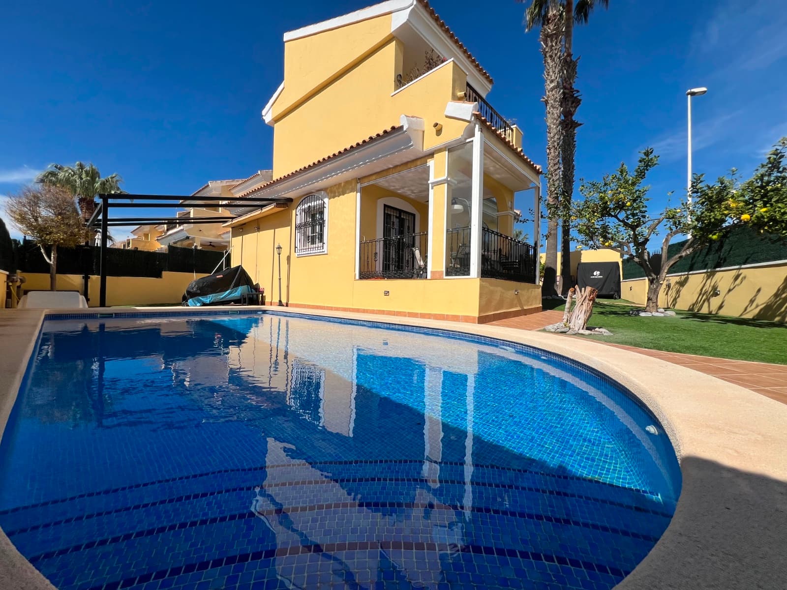 Villa - Chalet de 3 dormitorios en Orihuela Costa - 34