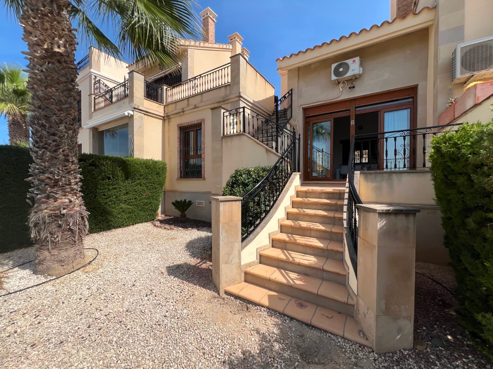 Bungalow de 2 dormitorios en Algorfa - 1