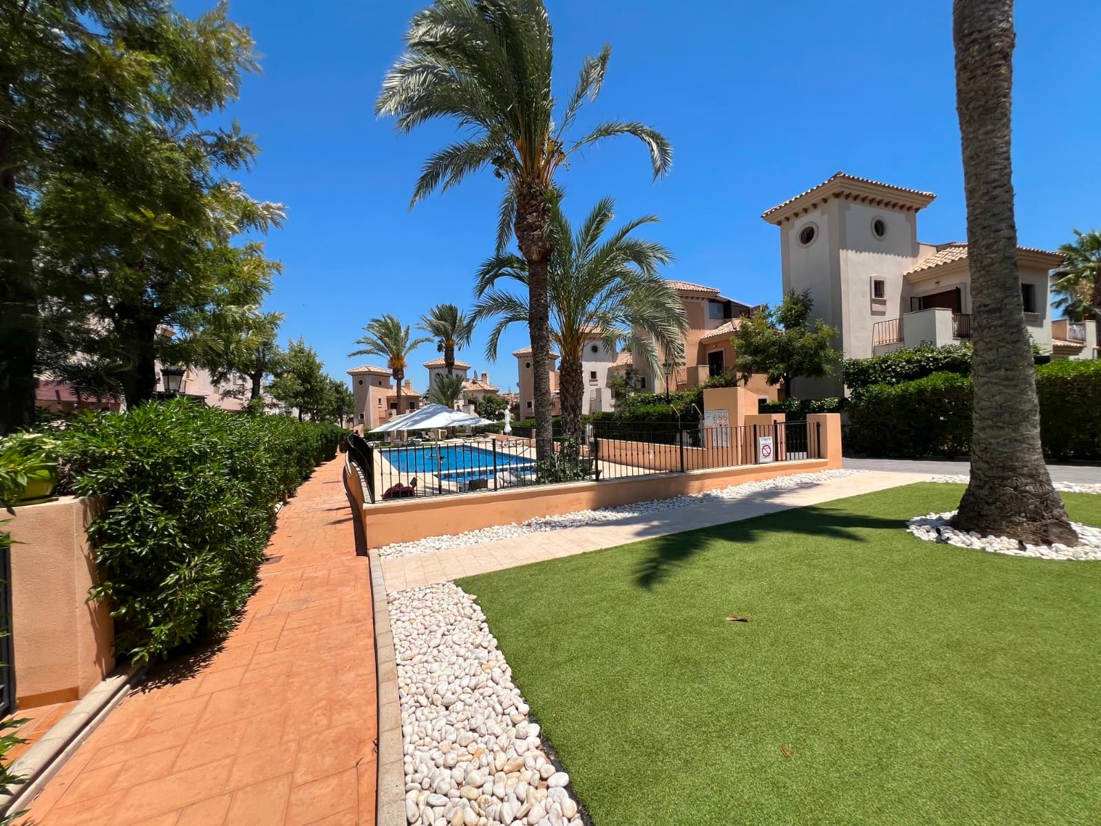 Villa - Chalet de 3 dormitorios en Algorfa - 29