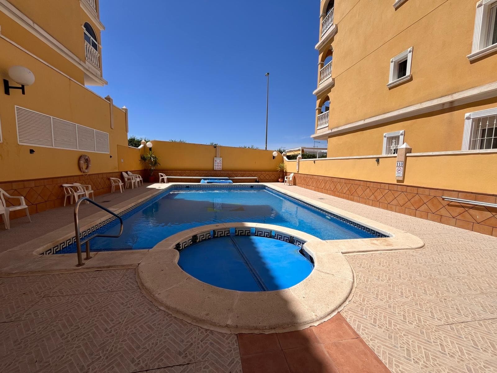 Apartamento Planta Media de 2 dormitorios en Algorfa - 24
