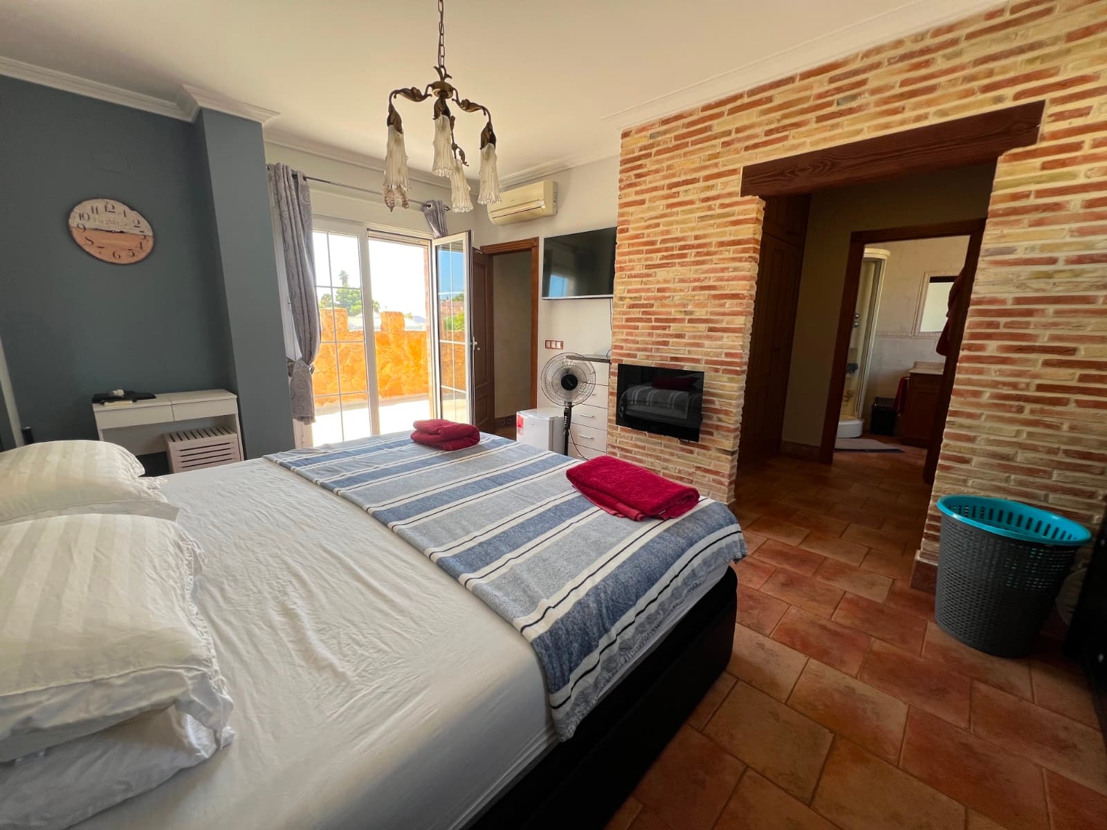 Vrijstaande Villa met 6 slaapkamers in San Fulgencio - 36