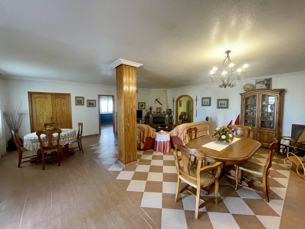 Vrijstaande Villa met 4 slaapkamers in Ciudad Quesada - 25