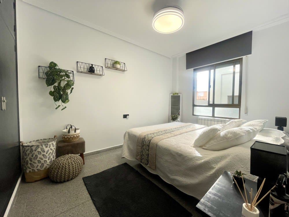 Apartamento Planta Media de 3 dormitorios en Orihuela - 3