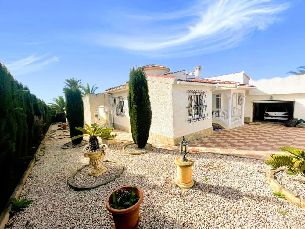 Vrijstaande Villa met 3 slaapkamers in Ciudad Quesada - 3