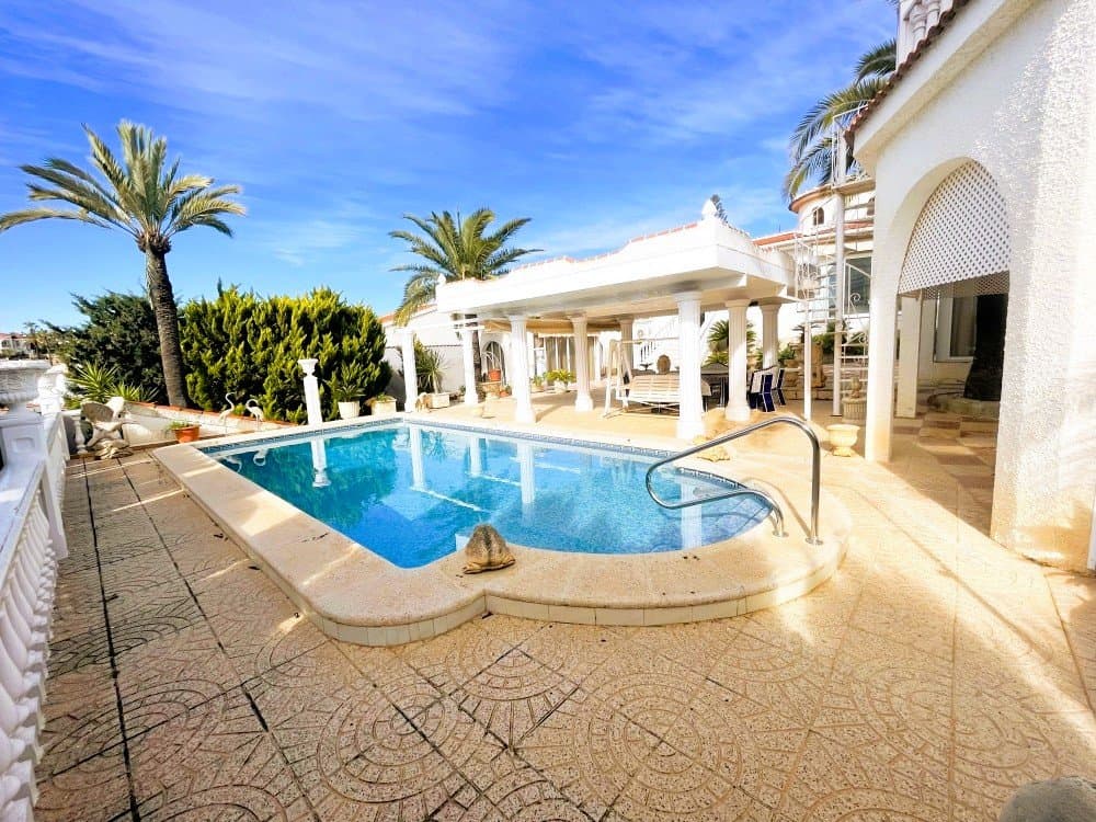 Vrijstaande Villa met 3 slaapkamers in Ciudad Quesada - 11