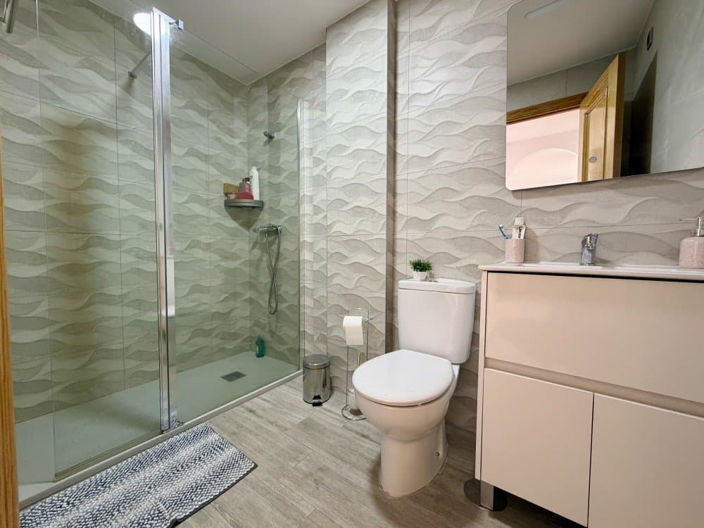 Apartamento Planta Media de 3 dormitorios en Guardamar del Segura - 20