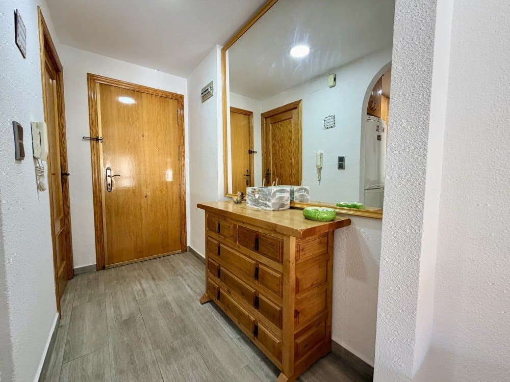 Apartamento Planta Media de 3 dormitorios en Guardamar del Segura - 9