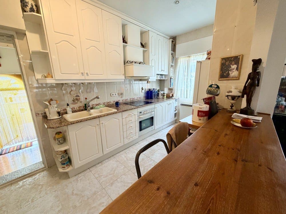 Vrijstaande Villa met 4 slaapkamers in Ciudad Quesada - 15