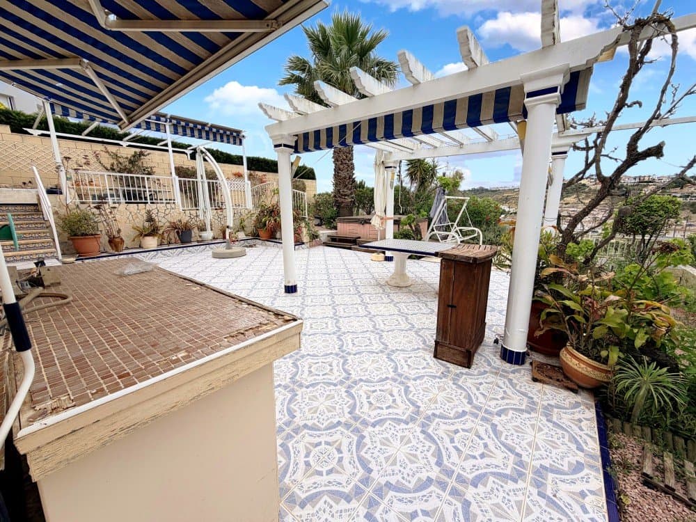 Vrijstaande Villa met 4 slaapkamers in Ciudad Quesada - 17