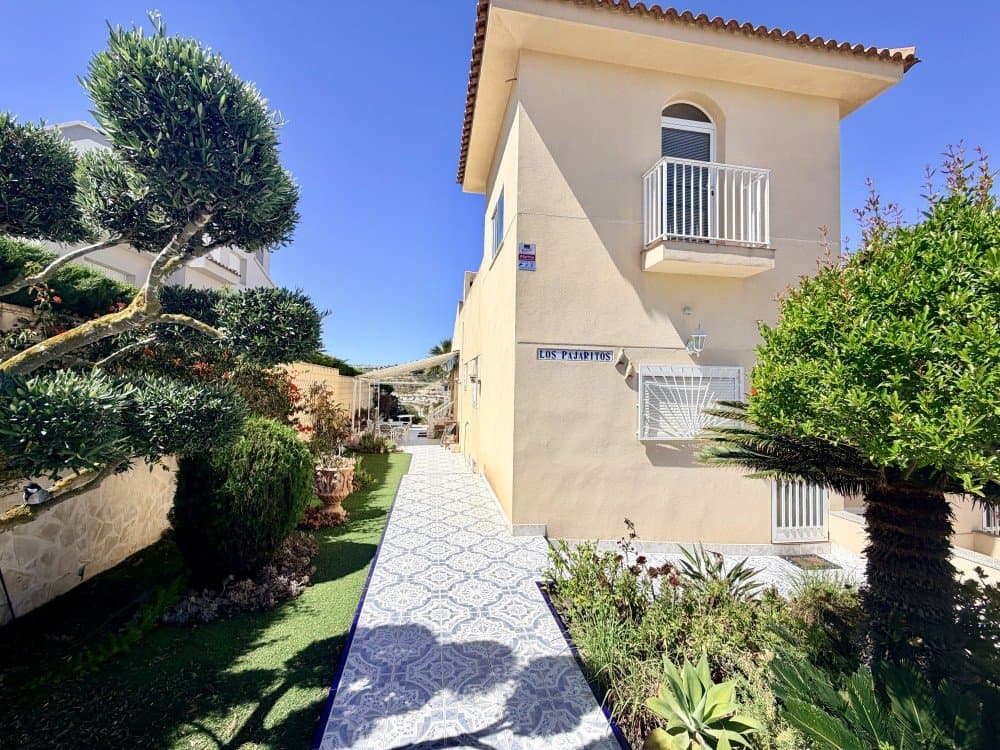 Vrijstaande Villa met 4 slaapkamers in Ciudad Quesada - 22