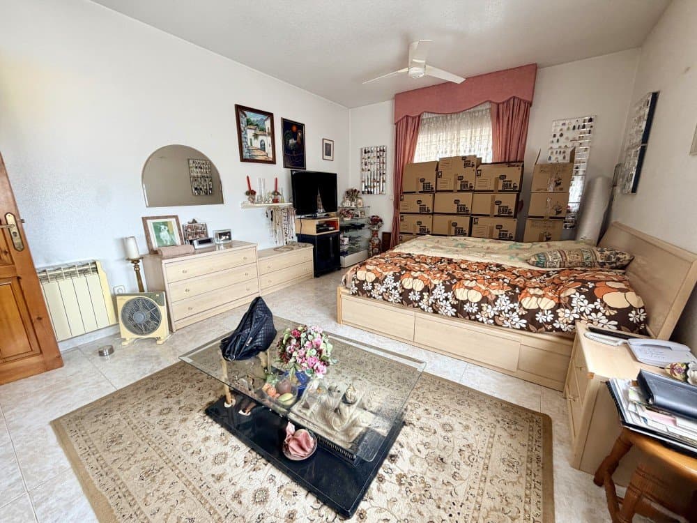 Vrijstaande Villa met 4 slaapkamers in Ciudad Quesada - 8