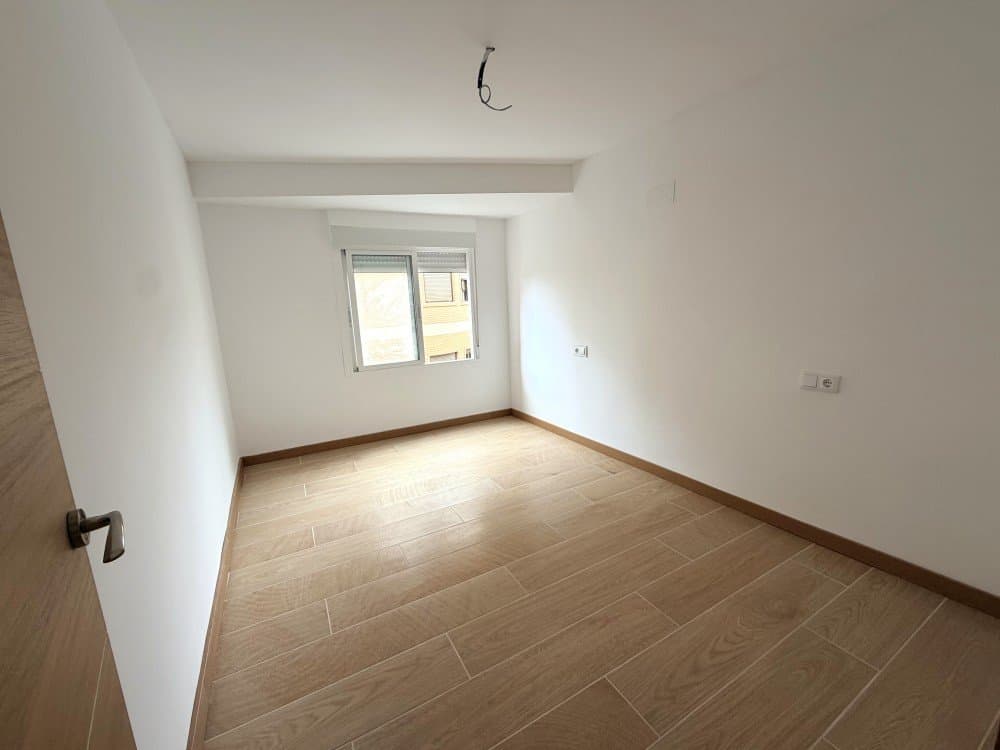 Apartamento Planta Media de 4 dormitorios en Rojales - 16