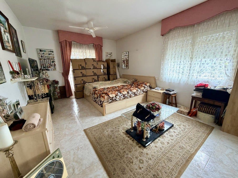 Vrijstaande Villa met 4 slaapkamers in Ciudad Quesada - 8