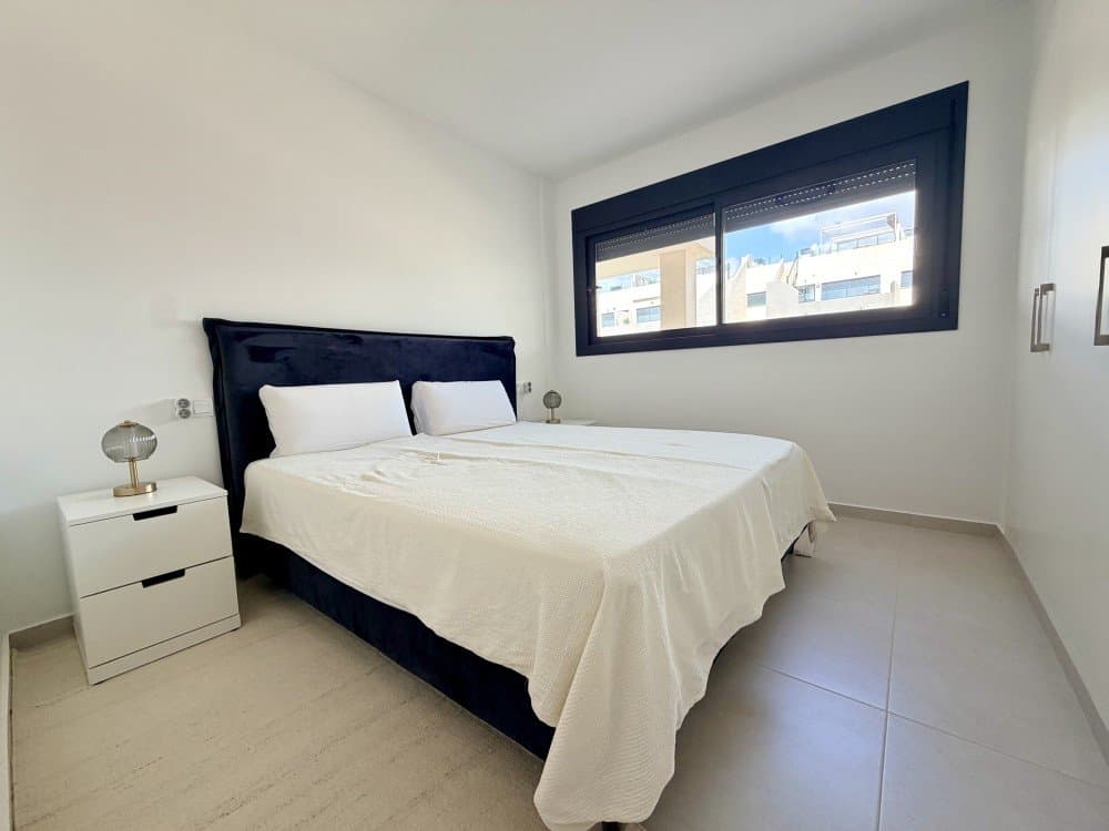 Apartamento Planta Media de 3 dormitorios en Orihuela Costa - 21