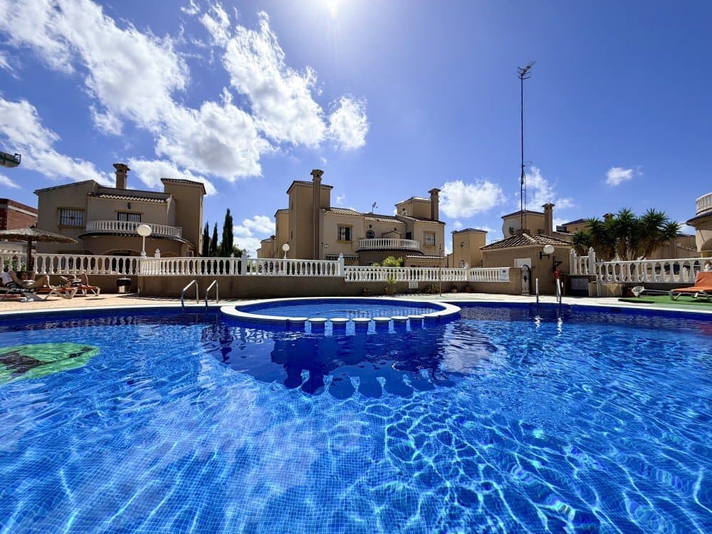 Geschakelde Woning met 3 slaapkamers in Orihuela Costa - 18