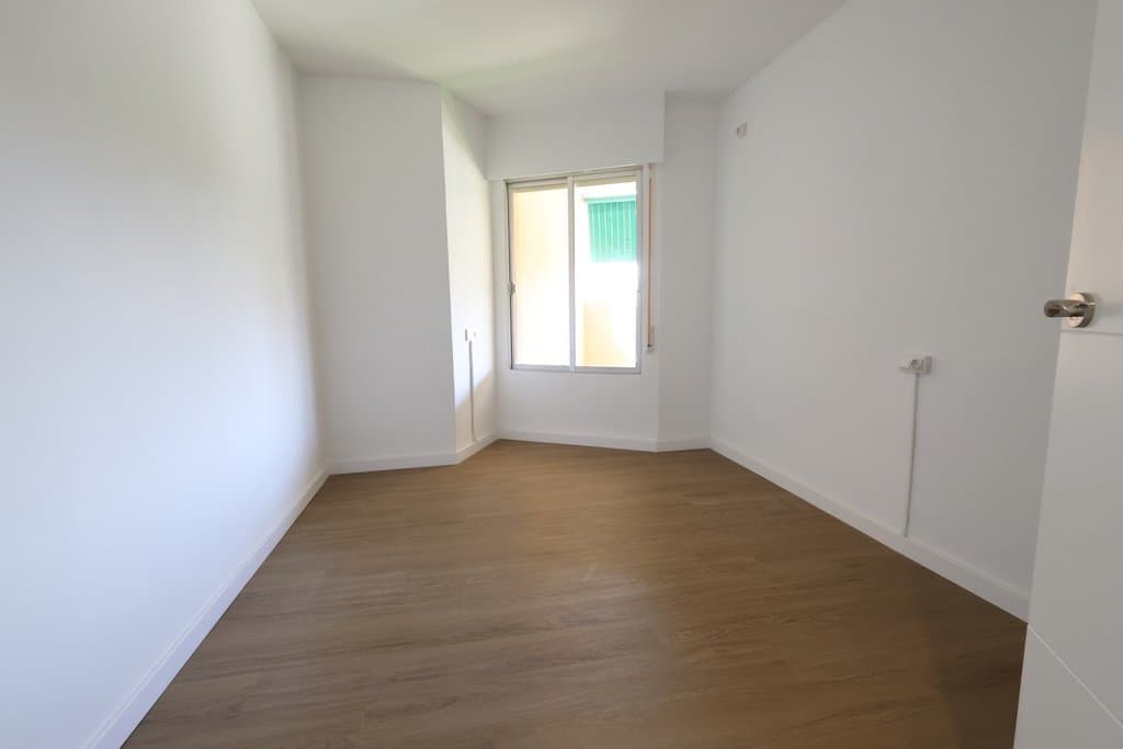 Apartamento Planta Media de 3 dormitorios en Orihuela Costa - 14