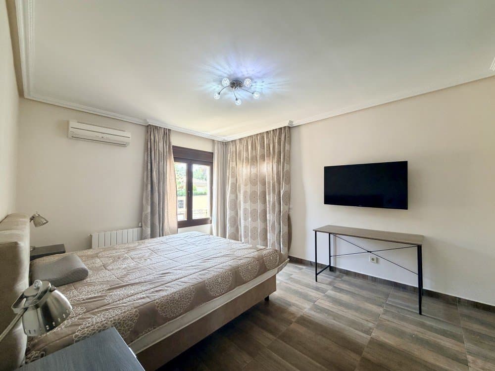 3 bed Detached Villa in Orihuela Costa - 4