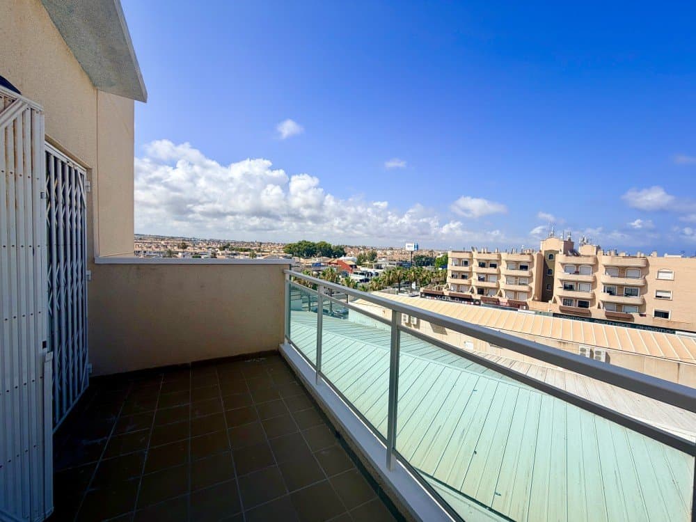 2 bed Penthouse in Orihuela Costa