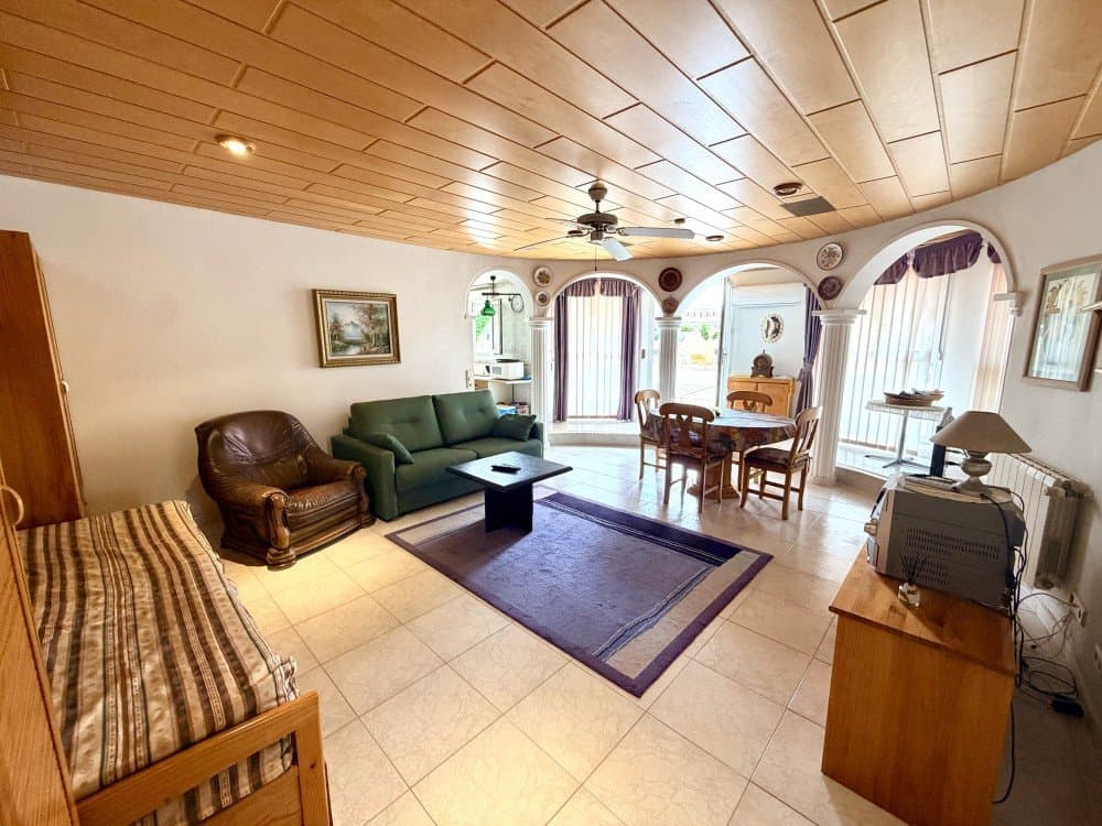 Villa - Chalet de 5 dormitorios en Ciudad Quesada - 24