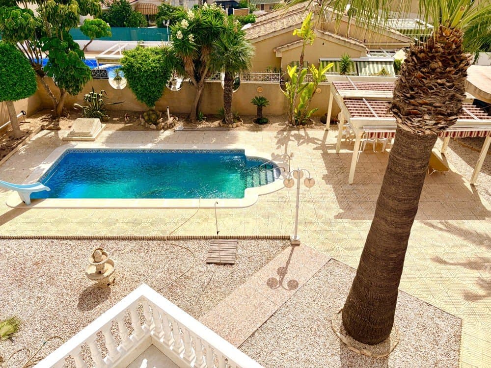 Villa - Chalet de 5 dormitorios en Ciudad Quesada - 16