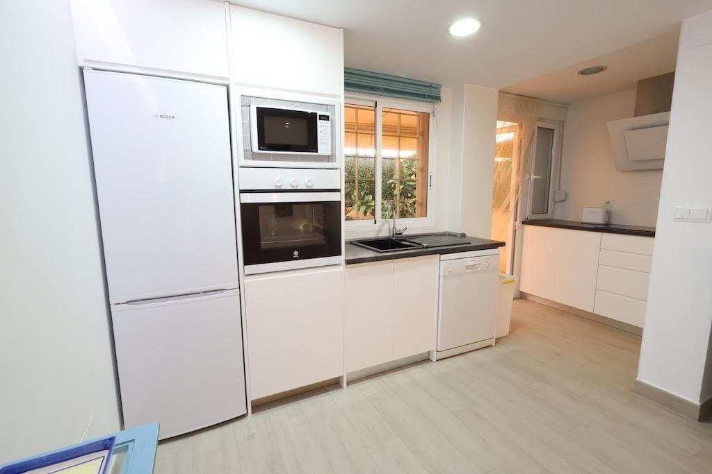 3 bed Middle Floor Apartment in Orihuela Costa - 8