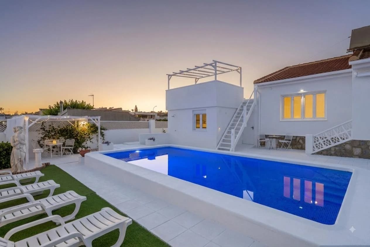 Vrijstaande Villa met 6 slaapkamers in Ciudad Quesada - 27