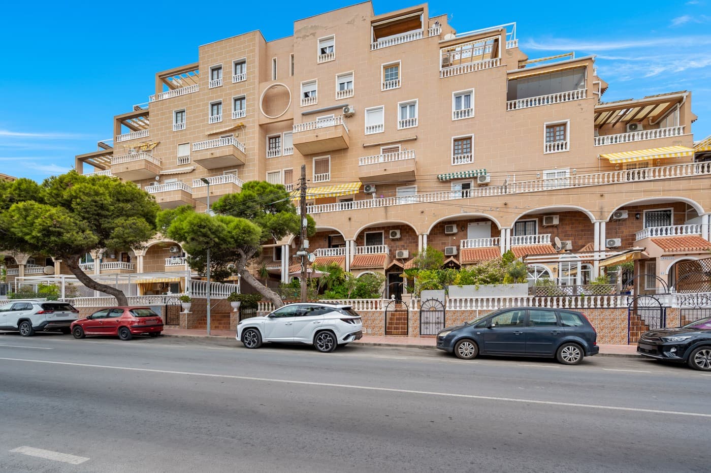 Tussenverdieping Appartement met 3 slaapkamers in Punta Prima - 30