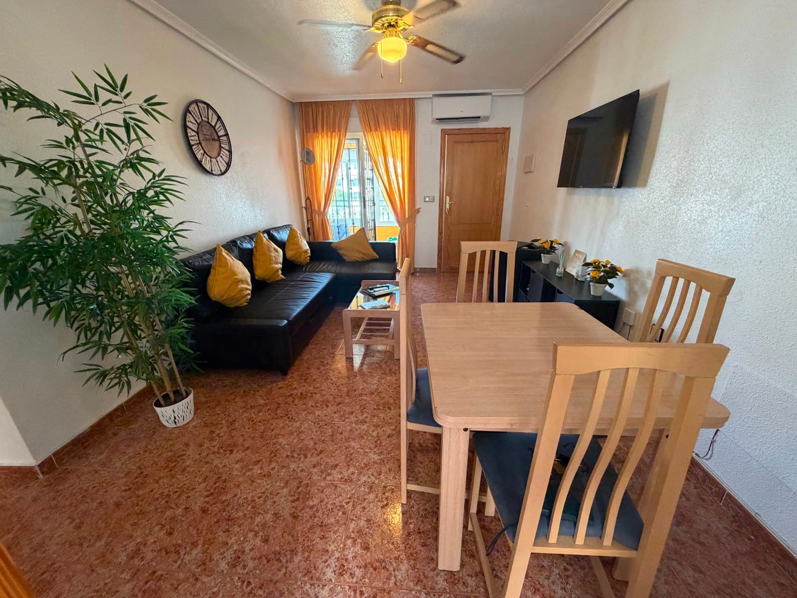 Tussenverdieping Appartement met 2 slaapkamers in Orihuela - 8